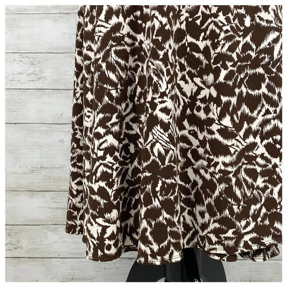 BCBG MaxAzria Comfy Wrap Dress - Picture 4 of 12